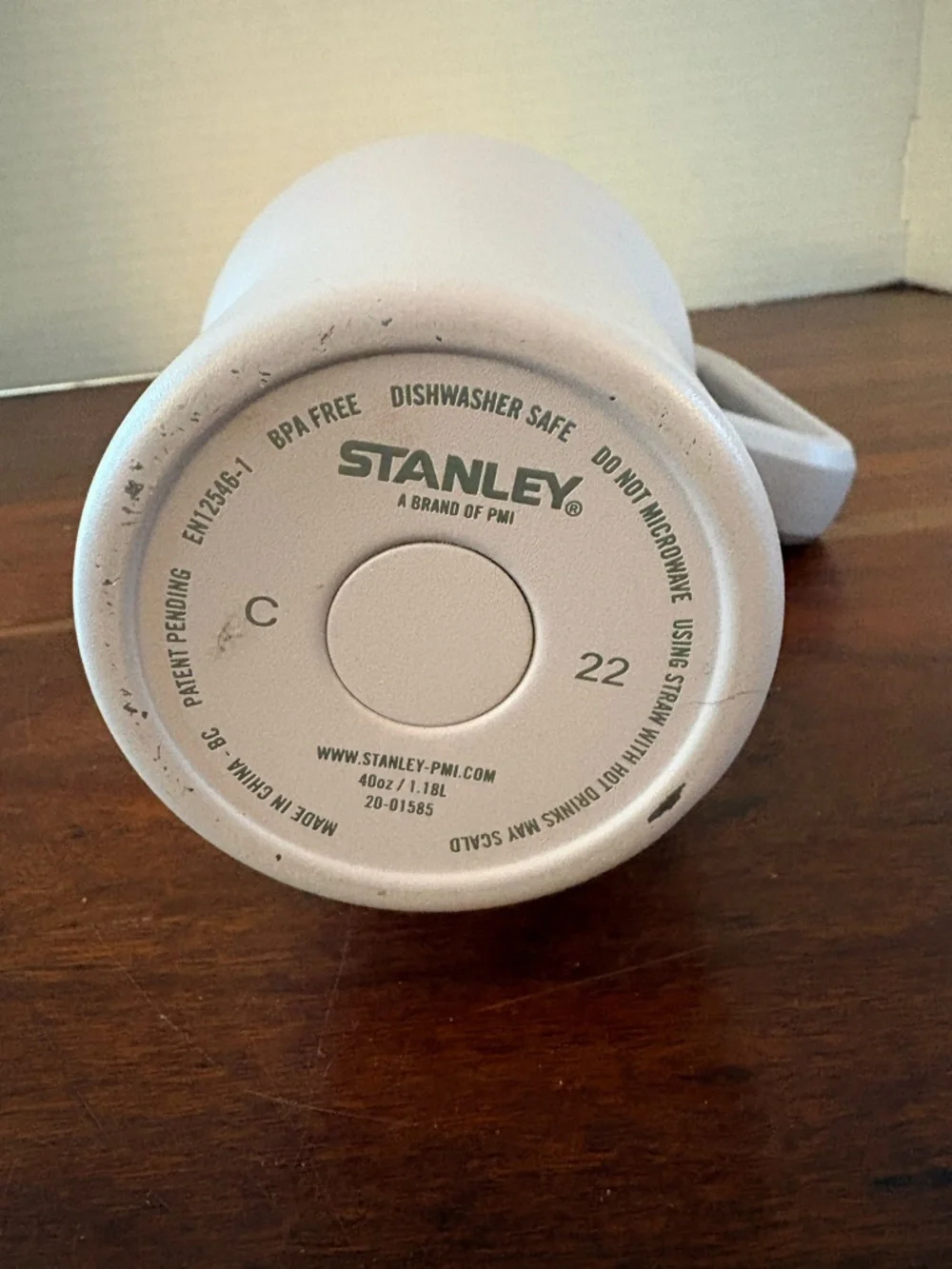 Stanley Adventure Quencher 40 oz Tumbler Light Lilac No Straw - Picture 8 of 8